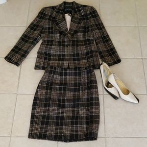 Linda Allard Ellen Tracy Skirt Suit